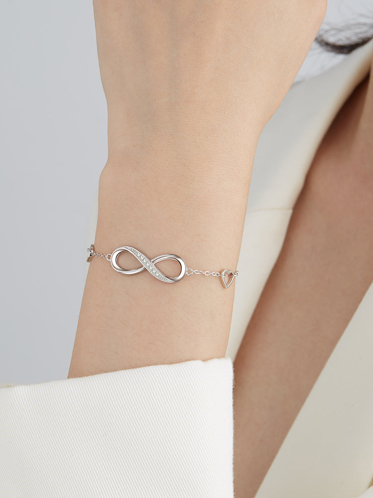 Seraph’s Loop 925 Sterling Silver Bracelet